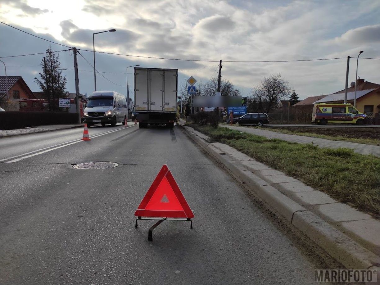 Kolizja Na Ul Pr Szkowskiej Zderzy Y Si Trzy Samochody Opowiecie Info