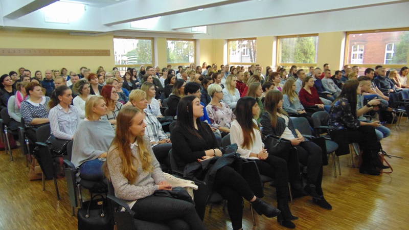 Opole &#8211; miasto akademickie. Kolejne 2.5 tys studentów WSZiA rozpoczęło naukę. Przeważają obcokrajowcy.