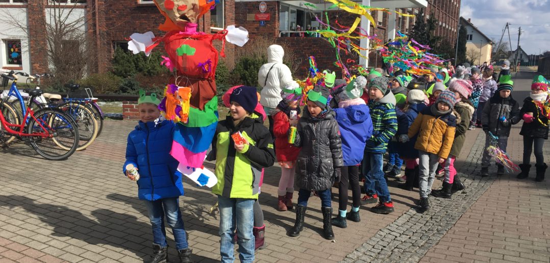 Dobrzeńskie dzieci powitały wiosnę