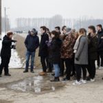 Dobrzeńscy licealiści zwiedzali obozy w Oświęcimiu i Brzezince [ZDJĘCIA]
