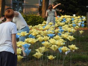 400 Kwiatów Niepodległości na skarpie uniwersyteckiej