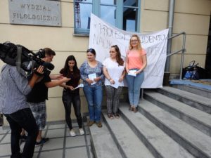 „Nie” dla reformy Gowina &#8211; Uniwersytet Opolski