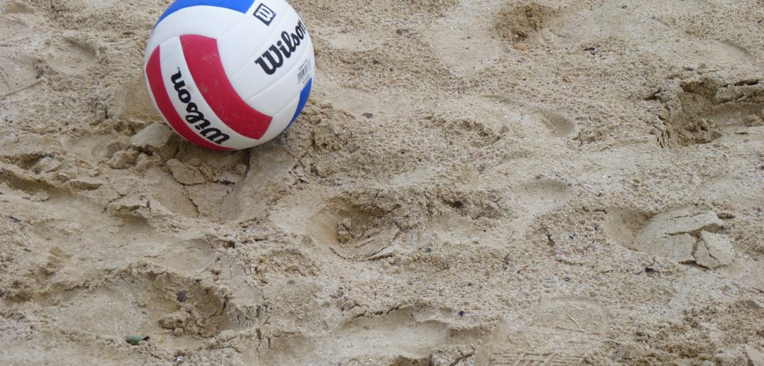 Amatorski turniej siatkówki plażowej w Chróścicach