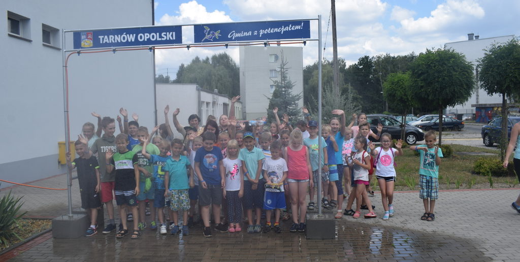 Kurtyny wodne przy GOK-u w Tarnowie Opolskim