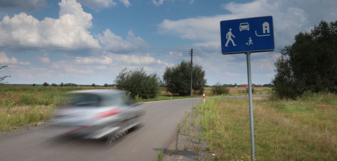 Piesi, rowerzyści, kierowcy – wszyscy mamy wpływ na bezpieczeństwo na drogach