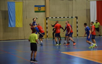 Emocje sportowe w Niemodlinie – mecz piłki ręcznej Emocje sportowe w Niemodlinie – mecz piłki ręcznej