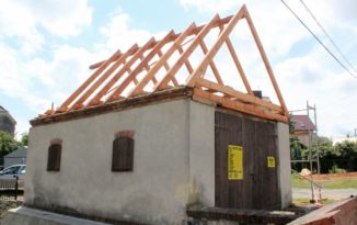 Zabytkowa remiza OSP do remontu