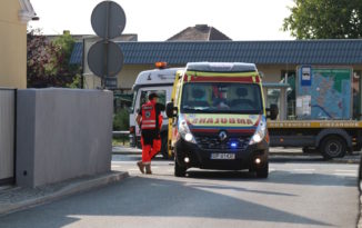 Motocyklista ranny w wypadku obok sklepu ogrodniczego w Dobrzeniu Wielkim Motocyklista ranny w wypadku obok sklepu ogrodniczego w Dobrzeniu Wielkim