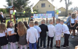 Otwarto Centrum Zabaw i Rekreacji w Łubnianach Otwarto Centrum Zabaw i Rekreacji w Łubnianach