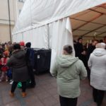 Światowy Dzień Ubogich w Opolu. Częstowali grochówką, bigosem i kołaczem [WIDEO, ZDJĘCIA]