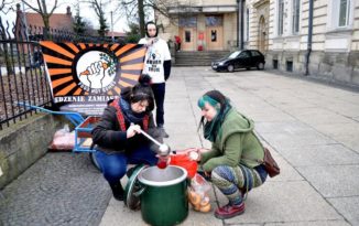 Jedzenie Zamiast Bomb w Opolu. Społeczna akcja rusza w weekend i potrwa do wiosny Jedzenie Zamiast Bomb w Opolu. Społeczna akcja rusza w weekend i potrwa do wiosny
