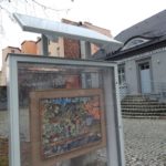 Lightboxy promują malarstwo Jana Cybisa w centrum Opola [ZDJĘCIA]