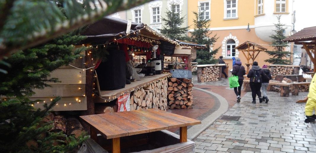 Oficjalne rozpoczęcie Jarmarku Bożonarodzeniowego w Opolu. Już jutro rynek zamieni się w „Krainę Ciepła”