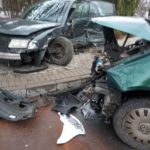 Zderzenie dwóch samochodów w Popielowie