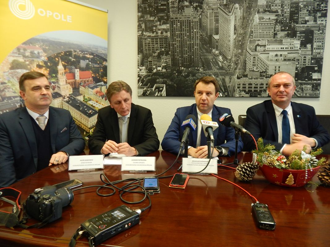 Aglomeracja Opolska ma nową siedzibę i zarząd. Jakie inwestycje czekają powiat opolski? [WIDEO, ZDJĘCIA]