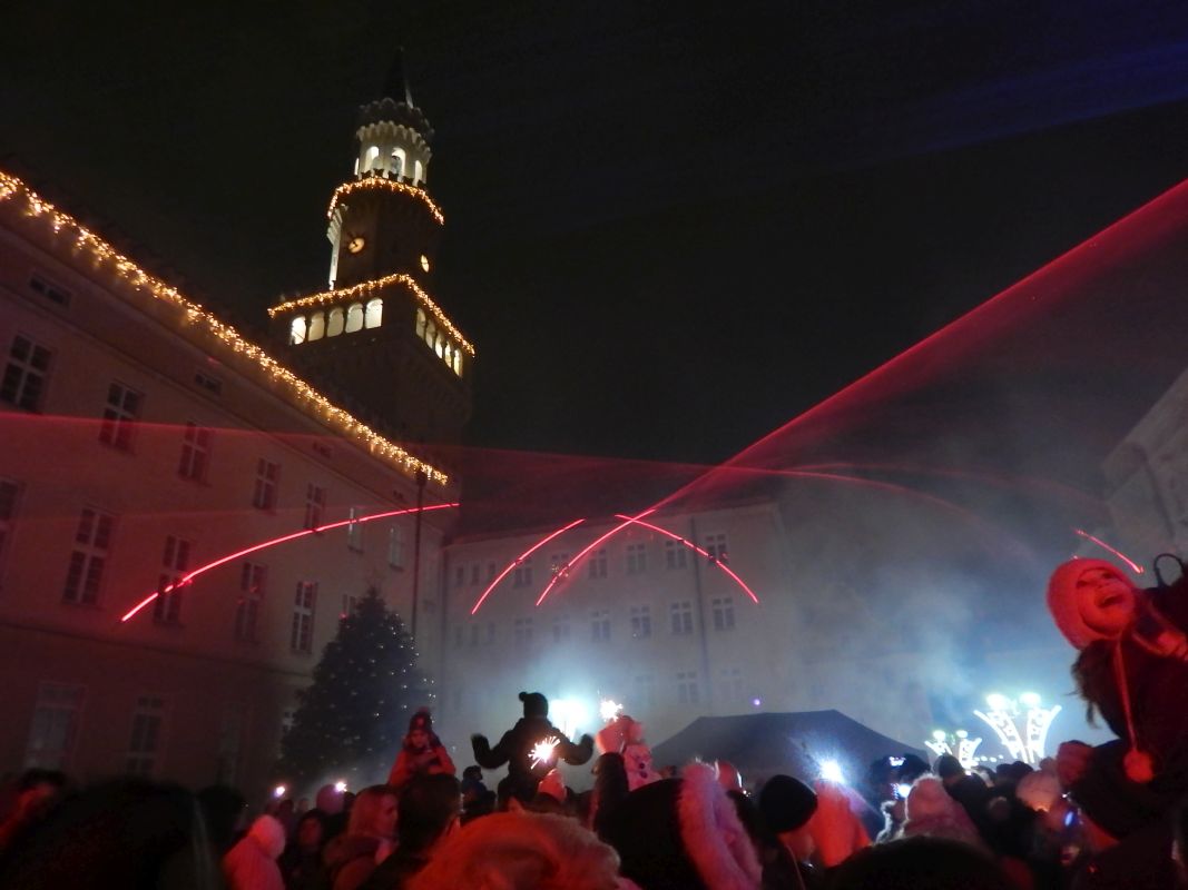 #MuremZaOwsiakiem. Światełko do nieba w niedzielę w Opolu