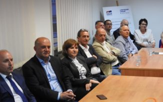 Radość była przedwczesna. Prognozy się nie sprawdzają. Andrzej Buła nie dostanie mandatu Radość była przedwczesna. Prognozy się nie sprawdzają. Andrzej Buła nie dostanie mandatu