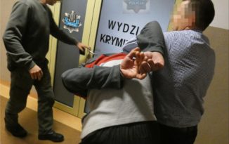 Rozbój w Ozimku. 48 letni mężczyzna groził nożem 54-latkowi Opowiecie.info