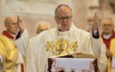 Koronawirus. Wierni mogą uczestniczyć w mszach i nabożeństwach na odległość