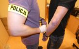 Zastraszyli 13-latka i wymusili od niego pieniądze