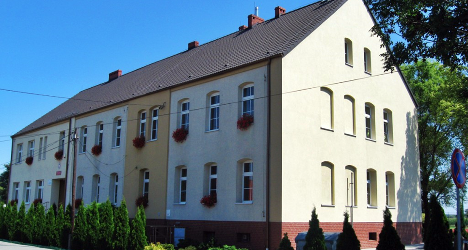 Wyremontują budynek po gimnazjum w Starych Siołkowicach