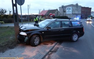Kluczbork. Uciekając przed policją wjechał w słup