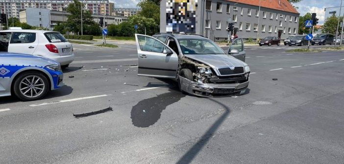 Nasze randki przeznaczone s dla katolickich singli i osb majcych moliwo zawarcia sakramentu maestwa samotnych rodzicw, osb po rozwodzie Zapisani Sobie - katolicki portal randkowy - chrzecijaskie