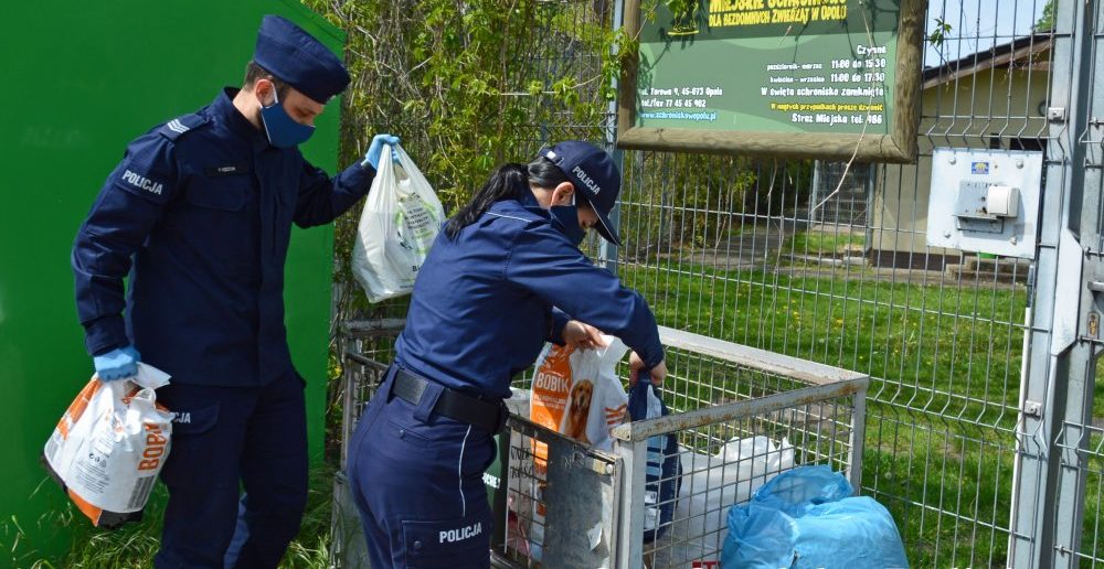 Opole. Policjanci wspierają miejskie schronisko dla zwierząt