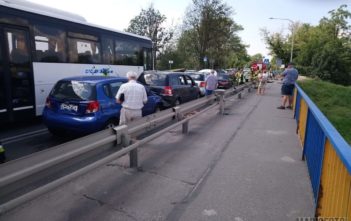 Opole. Pięć samochodów zderzyło się na ulicy Wrocławskiej