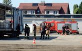 Opole. Beczki z chemikaliami na ul. Głogowskiej