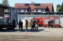 Opole. Beczki z chemikaliami na ul. Głogowskiej