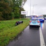 Opole. Kierowca stracił panowanie nad autem i wpadł do rowu