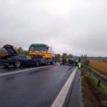 Wypadek w Dąbrowie pod Opolem. Zderzyły się trzy samochody