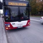 Opole. Samochodów osobowy wjechał w autobus MZK