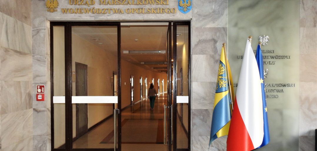 Wracają ograniczenia dla klientów Urzędu Marszałkowskiego Województwa Opolskiego