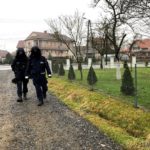 Opole. Ludzkie ciało znaleziono w rowie na osiedlu domków jednorodzinnych
