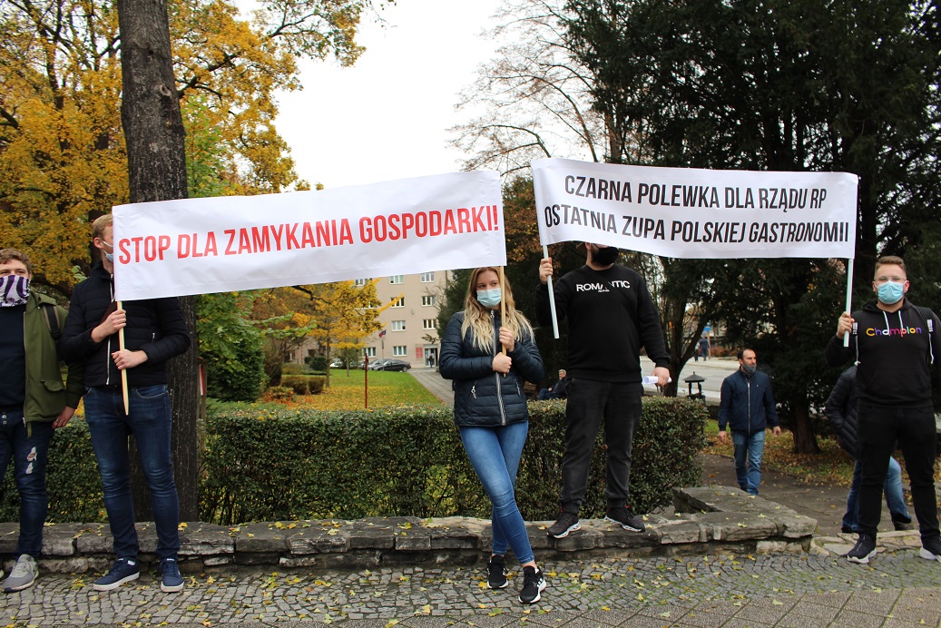 Kryzys.  Protest opolskich restauratorów: „Jarek, ciebie nie obsłużę!” Galeria zdjęć