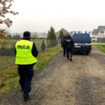 Opole. Ludzkie ciało znaleziono w rowie na osiedlu domków jednorodzinnych