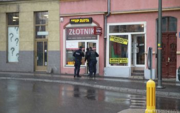 Opole. Włamywacze chcieli okraść sklep jubilerski i pracownię złotniczą