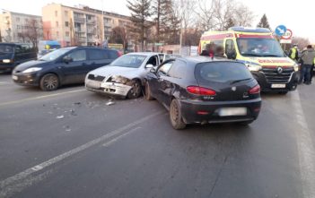 Opole. Wypadek na skrzyżowaniu ulic Nysy Łużyckiej i Luboszyckiej