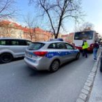 Zderzenie samochodu nauki jazdy z autobusem MZK w centrum Opola