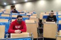 Uczniowie na konkursie matematycznym