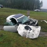 Sportowy mercedes rozbił się na autostradzie A4. Kierowca trafił do szpitala