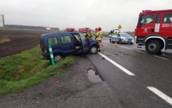 Zderzenie busa i osobówki na obwodnicy Opola