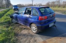 Kierowca seata wjechał do rowu na trasie Tułowice-Niemodlin