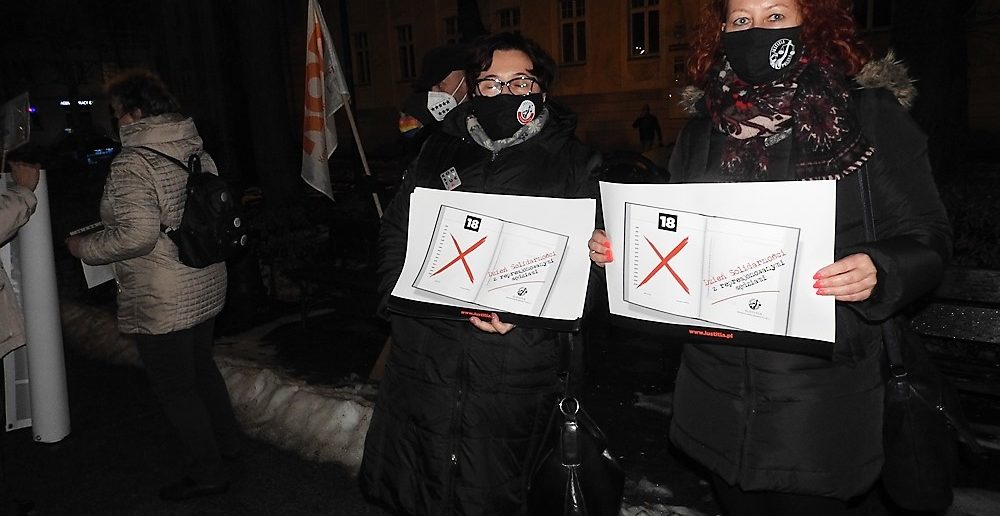 Wolni Ludzie z Opola protestują. 18 kwietnia &#8211; Dzień Solidarności z Represjonowanymi Sędziami (plac Daszyńskiego, godz. 19.00)