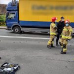 Zderzenie ciężarówki z osobówka na DK 42 w miejscowości Domaszowice