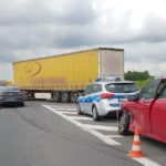 Kolizja z udziałem trzech samochodów w Rogowie Opolskim na DK 45 Opole-Krapkowice