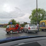 Zderzenie skody i tico na skrzyżowaniu w Opolu