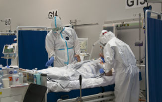 Zdrowie. Szpital w opolskim CWK przejmuje pacjentów covidowych z innych szpitali